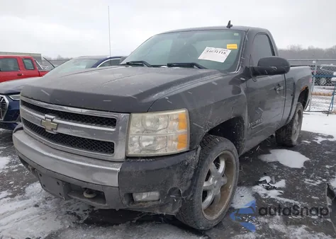 2008 Chevrolet Silverado 1500 Lt1 z USA, uszkodzony, nr VIN 1GCEC14J98Z194217